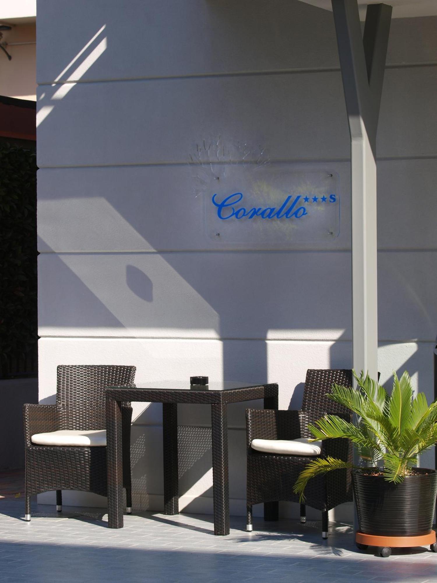 Hotel Garni Corallo Torbole Sul Garda Luaran gambar